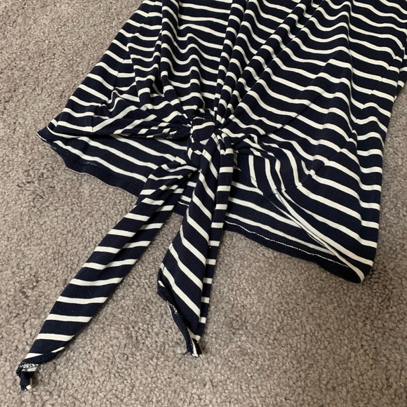 Tie Front Tank - Picture 2 of 2